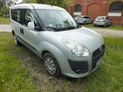 Srebrny Używany 2011 Fiat Doblò Minivan | 6700 zł