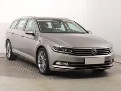 Srebrny Używany 2016 VW Passat Kombi | 53 999 zł (Uczciwa cena)