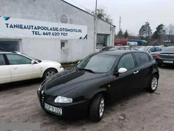 Czarny (metalik) Używany 2004 Alfa Romeo 147 Hatchback | 4199 zł