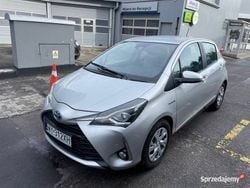 Srebrny Używany 2020 Toyota Yaris Hybrid Hatchback | 63 000 zł (Super Cena)