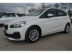 Biały Używany 2021 BMW 216 Active Tourer Performance Minivan | 68 880 zł