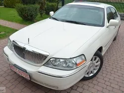 Biały Używany 2006 Lincoln Town Car Sedan/Limuzyna | 19 900 zł