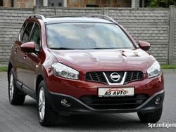Czerwony Używany 2010 Nissan Qashqai +2 Tekna SUV | 34 900 zł (Dość drogi)