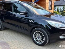 Czarny Używany 2015 Ford Kuga SUV | 42 900 zł (Dobra cena)
