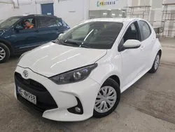Biały Używany 2021 Toyota Yaris Active Hatchback | 37 300 zł (Uczciwa cena)