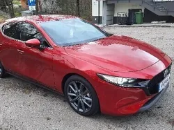 Bordowy Używany 2019 Mazda 3 Hatchback | 89 900 zł (Dość drogi)