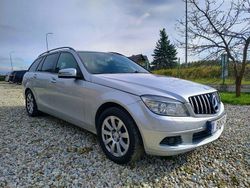 Srebrny Używany 2010 Mercedes C220 Kombi | 24 900 zł