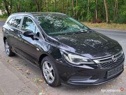 Czarny Używany 2017 Opel Astra Business Kombi | 23 900 zł (Dobra cena)