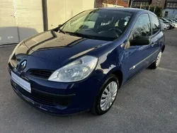 Niebieski Używany 2007 Renault Clio III Hatchback | 8900 zł