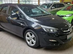 Czarny Używany 2012 Opel Astra Kombi | 23 900 zł (Uczciwa cena)