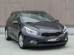 Szary (metalik) Używany 2012 Kia Ceed Hatchback | 29 500 zł (Uczciwa cena)
