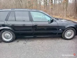 Czarny Używany 2002 BMW 520 Kombi | 14 800 zł (Uczciwa cena)