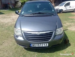 Szary Używany 2004 Chrysler Grand Voyager Minivan | 6900 zł (Uczciwa cena)