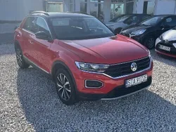 Czerwony Używany 2018 VW T-Roc SUV | 77 900 zł (Uczciwa cena)