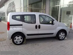 Srebrny (metalik) Używany 2017 Fiat Qubo Trekking Minivan | 48 900 zł
