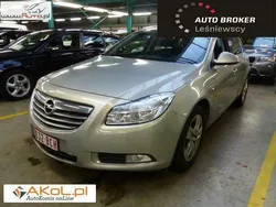 Srebrny Używany 2009 Opel Insignia Sedan/Limuzyna | 34 000 zł