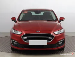 Czerwony Używany 2020 Ford Mondeo Hatchback | 69 999 zł (Uczciwa cena)