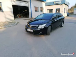 Czarny Używany 2010 Toyota Avensis Kombi | 29 900 zł (Uczciwa cena)