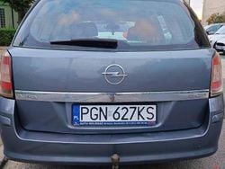 Szary Używany 2008 Opel Astra Kombi | 4900 zł (Dobra cena)