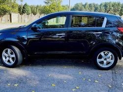 Czarny Używany 2010 Kia Sportage SUV | 33 900 zł (Dość drogi)