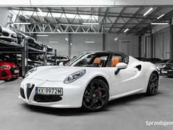 Biały Używany 2016 Alfa Romeo 4C Spider Kabriolet | 375 000 zł