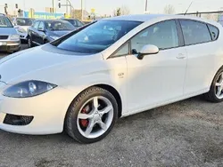 Biały Używany 2008 Seat Leon Sport Hatchback | 13 000 zł (Uczciwa cena)