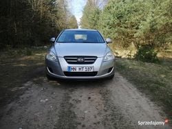Srebrny Używany 2007 Kia Ceed Hatchback | 8900 zł (Uczciwa cena)