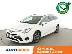 Biały Używany 2015 Toyota Avensis Kombi | 57 200 zł (Dość drogi)