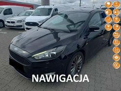 Czarny Używany 2018 Ford Focus ST-Line Hatchback | 42 999 zł (Dobra cena)