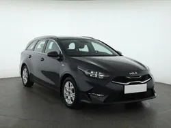Szary Używany 2021 Kia Ceed 2 Kombi | 72 000 zł (Uczciwa cena)