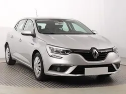 Srebrny Używany 2017 Renault Mégane IV Hatchback | 33 999 zł