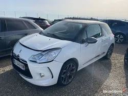 Biały Używany 2014 Citroën DS3 So Chic Hatchback | 12 100 zł