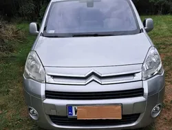 Używany 2010 Citroën Berlingo Minivan | 19 300 zł (Dość drogi)
