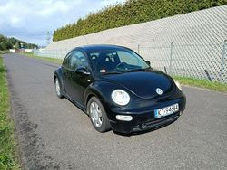 Czarny Używany 2002 VW Beetle Hatchback | 4200 zł