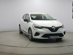 Biały Używany 2022 Renault Clio V Equilibre Hatchback | 52 850 zł (Uczciwa cena)