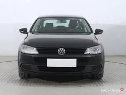 Czarny Używany 2013 VW Jetta Sedan/Limuzyna | 25 999 zł (Super Cena)