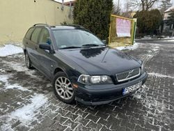 Szary Używany 2000 Volvo V40 Kombi | 2200 zł