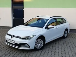 Biały Używany 2022 VW Golf VIII Life Kombi | 40 600 zł