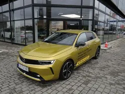 Złoty Używany 2022 Opel Astra Elegance | 78 900 zł