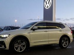 Biały Używany 2019 VW Tiguan Highline SUV | 129 999 zł