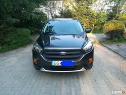 Szary Używany 2017 Ford Escape SUV | 67 000 zł