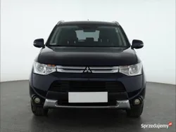 Niebieski Używany 2014 Mitsubishi Outlander SUV | 54 999 zł (Uczciwa cena)