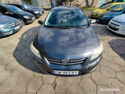 Szary Używany 2010 Toyota Corolla Sedan/Limuzyna | 12 900 zł
