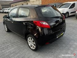 Bordowy Używany 2009 Mazda 2 Hatchback | 11 900 zł (Uczciwa cena)