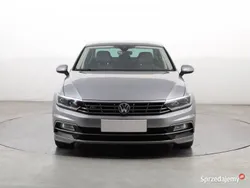 Szary Używany 2018 VW Passat Sedan/Limuzyna | 75 999 zł (Drogi)