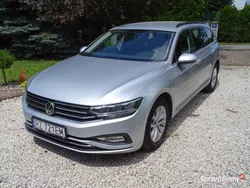 Srebrny Używany 2019 VW Passat Sedan/Limuzyna | 60 800 zł (Uczciwa cena)