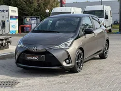 Szary (metalik) Używany 2017 Toyota Yaris Hatchback | 48 500 zł (Uczciwa cena)