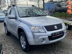 Srebrny Używany 2011 Suzuki Grand Vitara SUV | 39 700 zł (Dość drogi)
