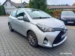 Srebrny Używany 2016 Toyota Yaris Hatchback | 39 900 zł (Uczciwa cena)
