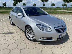 Srebrny (metalik) Używany 2009 Opel Insignia Cosmo Sedan/Limuzyna | 26 999 zł (Uczciwa cena)
